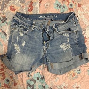 american eagle jean shorts, size 8